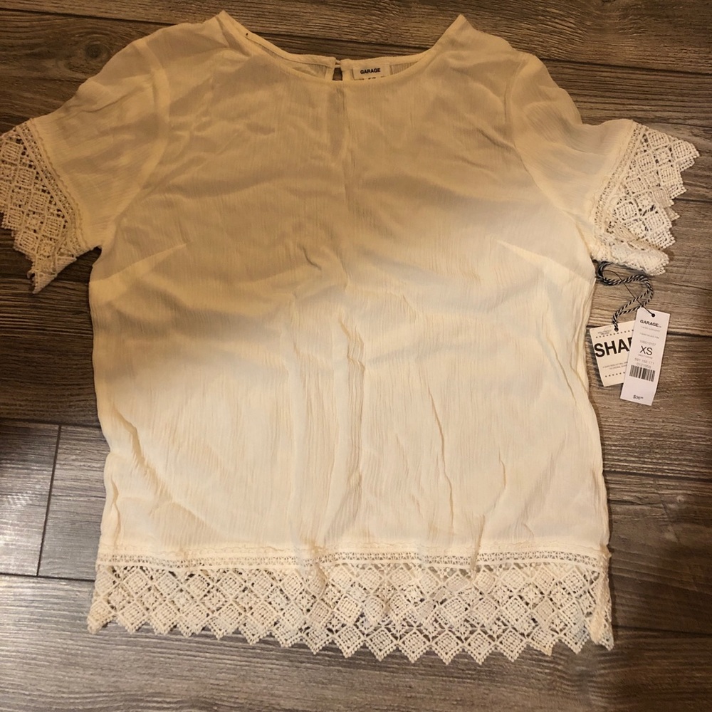 Short sleeve blouse